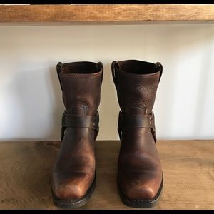 Women’s Harness 8r Frye Boots- Size 10